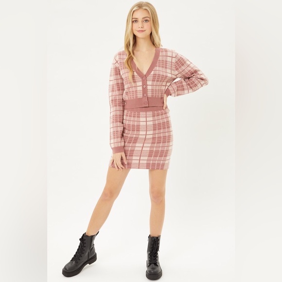 Solid Plaid Snug Waist Casual Cropped Cardigan - Picture 2 of 4